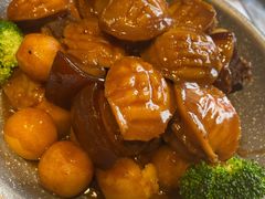 猪脆骨老干焖鲍鱼-卫鼎轩·家宴(水上公园店)