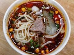 -江三王记牛杂馆(总店)