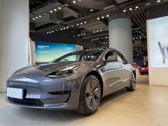 -TESLA 特斯拉(上海太古汇体验店)