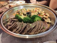 -璞臻汽锅餐厅(南京东路店)