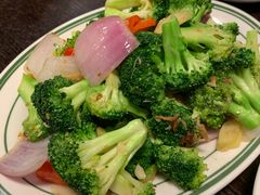 XO酱炒西兰花-乾坤饭店