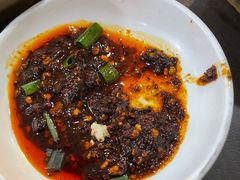 -董哥山城碗碗香(美专校街店)