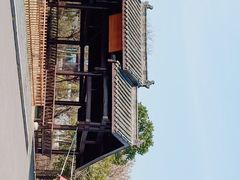 -梁子湖东篱老屋生态庄园