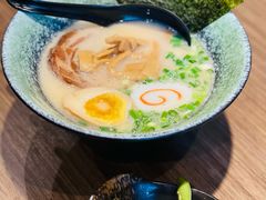 雞白湯拉麵-雷神拉面(财富中心玉米楼店)