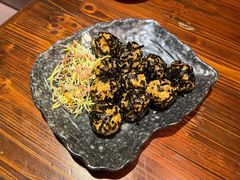 月牙骨饭团-恩你小木屋米酒店(安盛店)