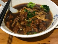 老卤肥肠面-囿面传统制面馆(中央路店)