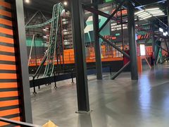 -极限PLAY运动娱乐新世界·团建派对潮玩休闲馆·室内蹦极高空游乐园