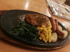 香辣烤肠配黑椒鸡扒-萨莉亚意式餐厅(上渡路店)