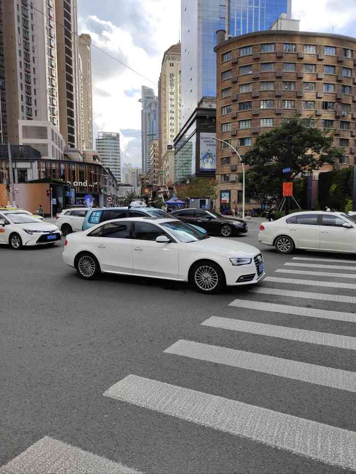 博纳ua梅龙镇广场电影城-"因为单位给发了几张电影兑换券,想着就近找.