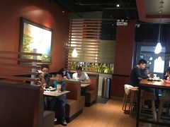 -The Habit Burger Grill 哈比特汉堡(复兴soho店)
