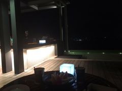 -瑰丽酒店·海吧·天际下午茶·现场DJ·天台酒吧