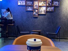 -瑞幸咖啡(卓越后海中心店)