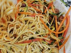 -牛一嘴·兰州牛肉面·大盘鸡(财富中心店)