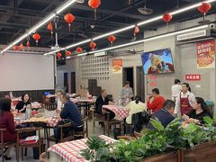 -洪霞餐馆·川菜·鲜货现炒(两江春城店)