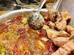 -肖肖酸萝卜鱼火锅(总店)