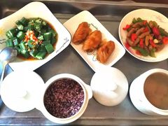 -臻爱住家月嫂育儿嫂(万达店)
