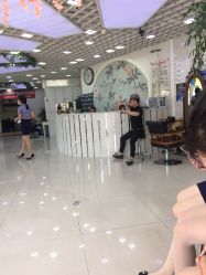 -华雄美容美发造型SPA