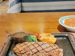 -十分牛西餐·牛扒专门店(光明广场店)