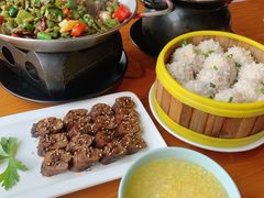 -莲餐厅·湖北菜·潜江小龙虾店(愚园路店)