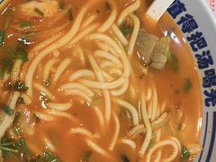 -鑫花溪牛肉米粉(广电传媒店)