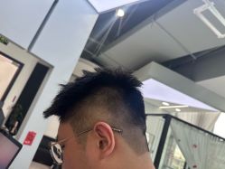 -U·NI SALON 造型