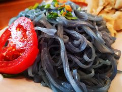 -蝶豆花蓝面条