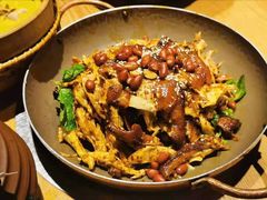 手撕扁担鸡-吃饭皇帝大(解放西路店)