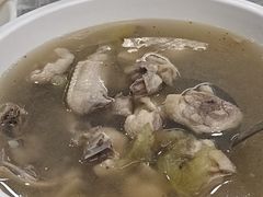新鲜无花果浸鸡-银峰农庄·特色烧鸡·鲜无花果浸鸡