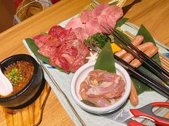 厚切拼盘-炼火烤肉店