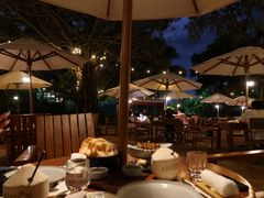 -三亚艾迪逊酒店·海滩烧烤 BARBACOA·现场乐队·浪漫晚餐·烧烤海鲜