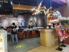 大堂-钱小主·自助回旋烤肉火锅餐厅(东方新天地店)