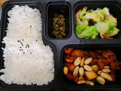-田老师红烧肉(通州果园物美档口店)