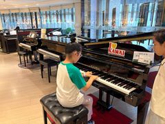 -柏斯音乐艺术中心·钢琴·吉他(上音店)