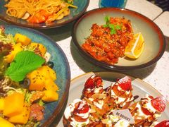 草莓忌廉华夫饼-BE BRIGHT KITCHEN(正佳广场店)