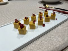 -品悦酒店(三林古镇店)