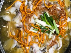 -山城外·非遗酸菜鱼(蜀都万达店)