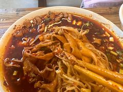 -中和裴氏蹄花(府河路店)