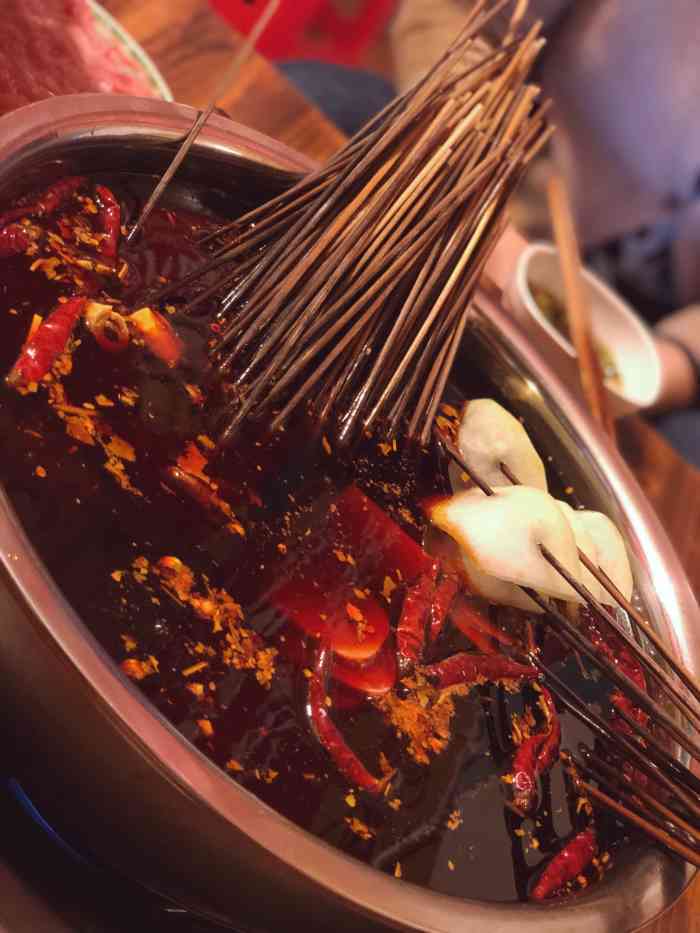 口口香串串-"朋友带来吃的铺面很大 来的时候生意超."-大众点评移动版