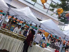 -证大大拇指广场(芳甸路店)