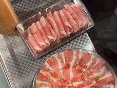 -鹿鸣山草本茶香火锅(园西路店)