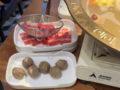 -天成·潮州牛肉脆肉鱼生蚝自助火锅