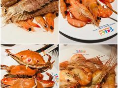 -领鲜活海鲜榴莲自助火锅(东门店)