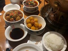 -炉小二铜锅牛蛙•川湘菜(三里屯店)