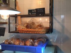 面包甜点陈列柜-仙峰天然面包(迎宾路店)