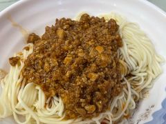 炸酱拌面-食惠里小笼包面馆(越秀店)
