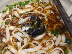 -湘人龙记老长沙米粉(华普国际大厦店)