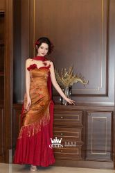 点击看大图 -艾拉·女王婚纱礼服馆
