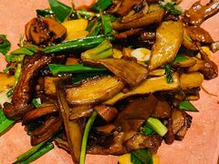 包烧野生牛肝菌-云海肴·汽锅鸡·云南菜(美罗城店)