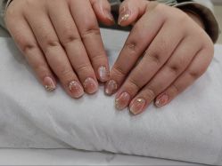 -尤米一站式美甲美睫