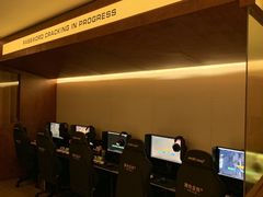 -溯光电竞酒店(西南财大地铁站店)